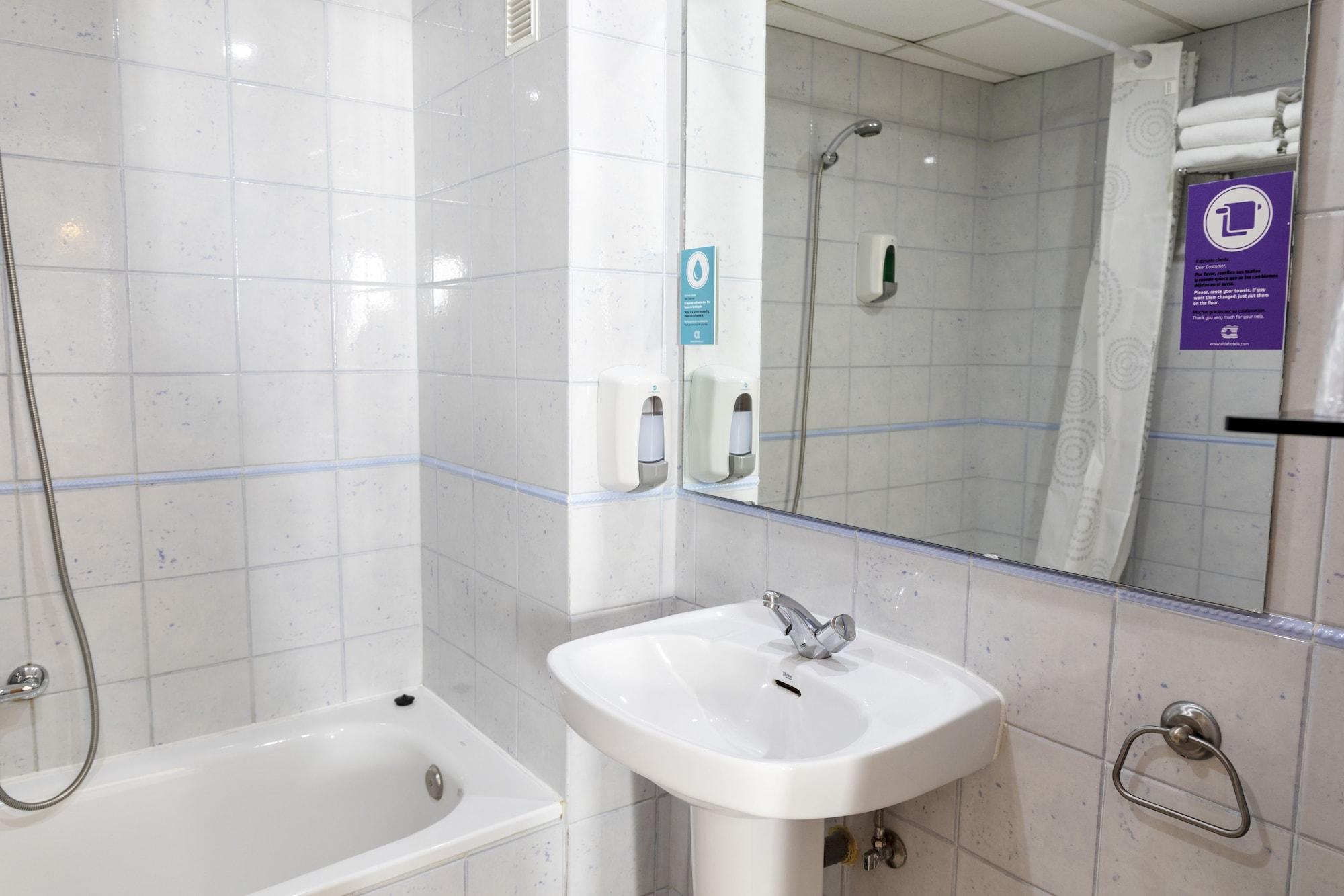 Hotel Alda Centro Паленсия Екстериор снимка