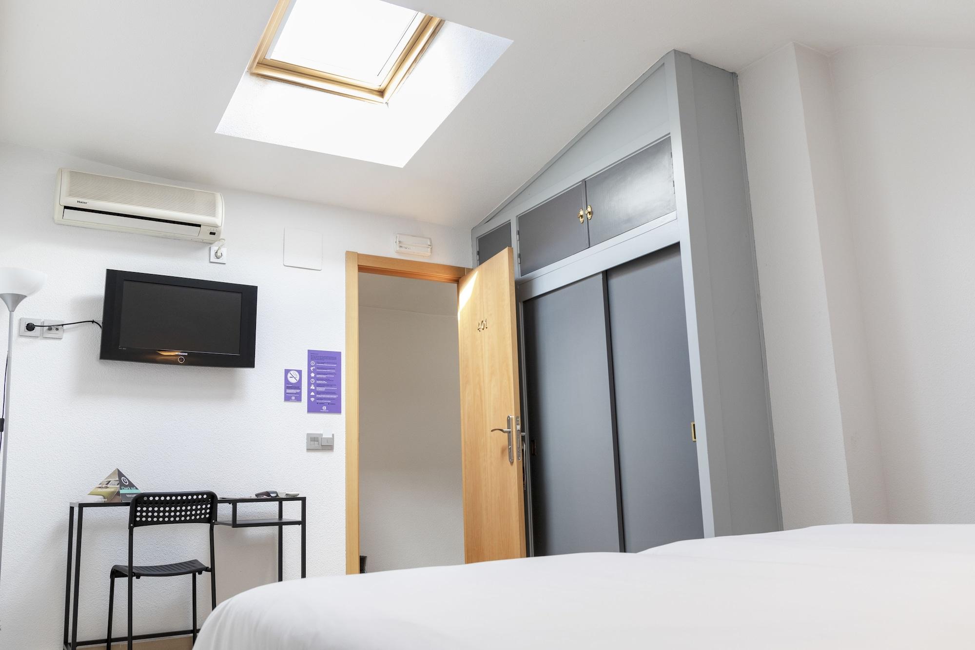 Hotel Alda Centro Паленсия Екстериор снимка