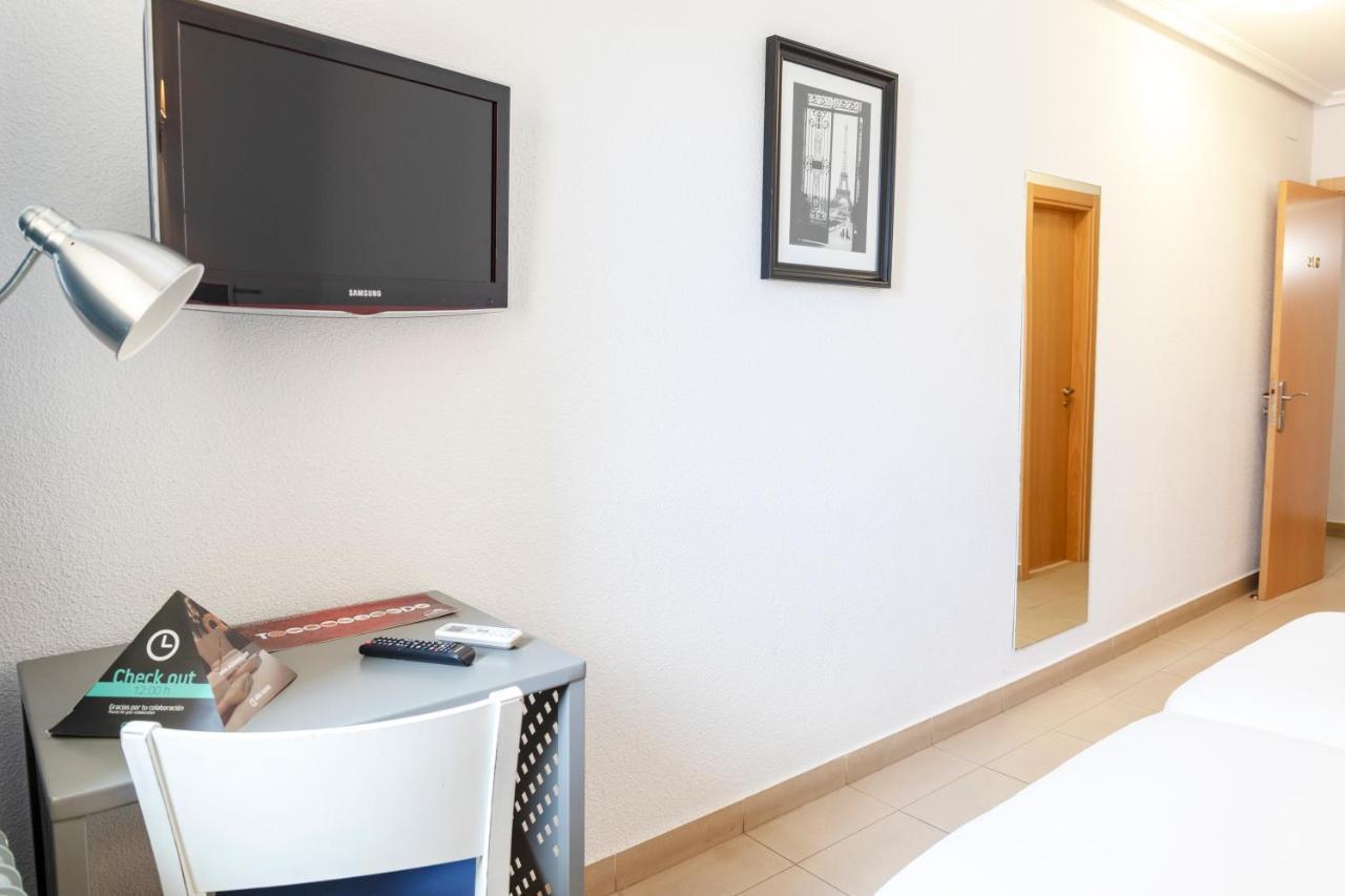 Hotel Alda Centro Паленсия Екстериор снимка