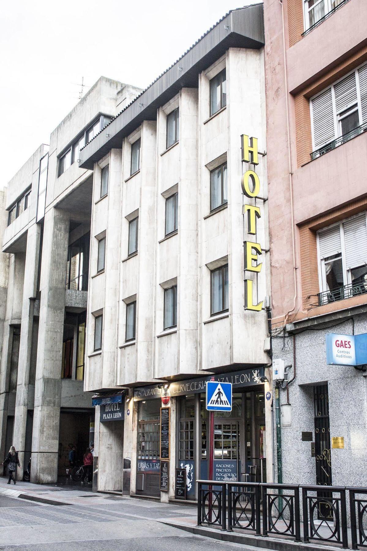Hotel Alda Centro Паленсия Екстериор снимка