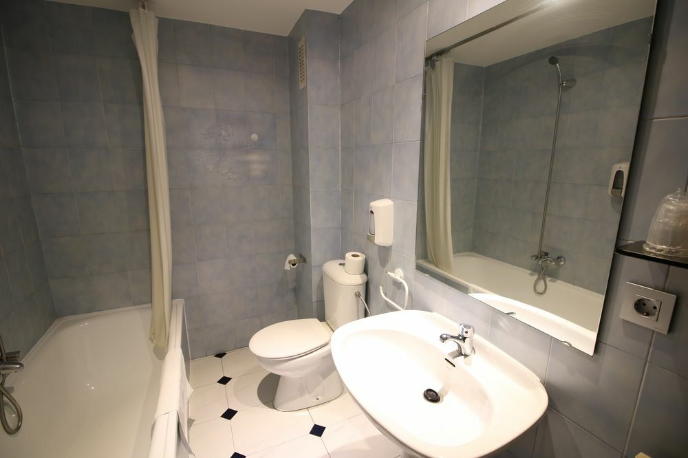 Hotel Alda Centro Паленсия Екстериор снимка
