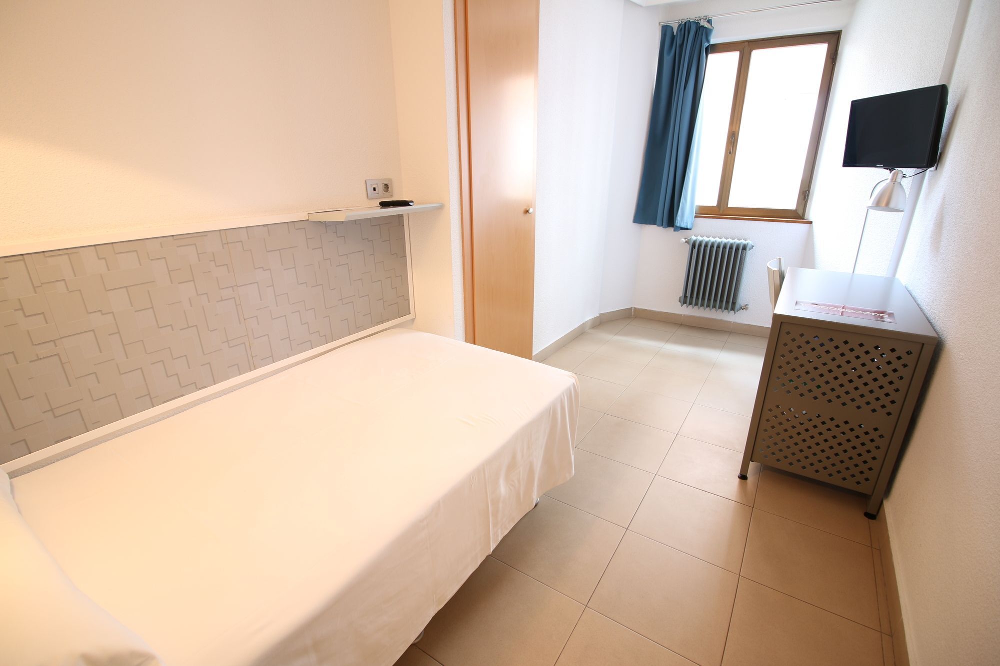 Hotel Alda Centro Паленсия Екстериор снимка